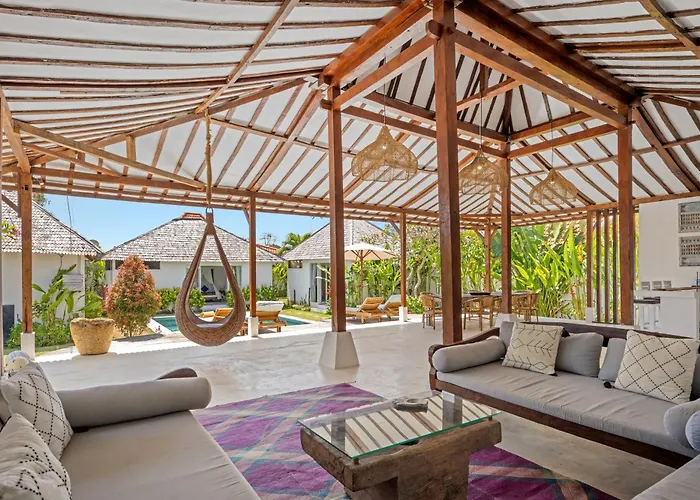 Lautan Biru Bingin Villa Uluwatu (Bali)